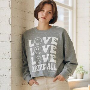 888 WOMENS GRAY 1X LOVE SWEATSHIRT BY SMILEY WORLD